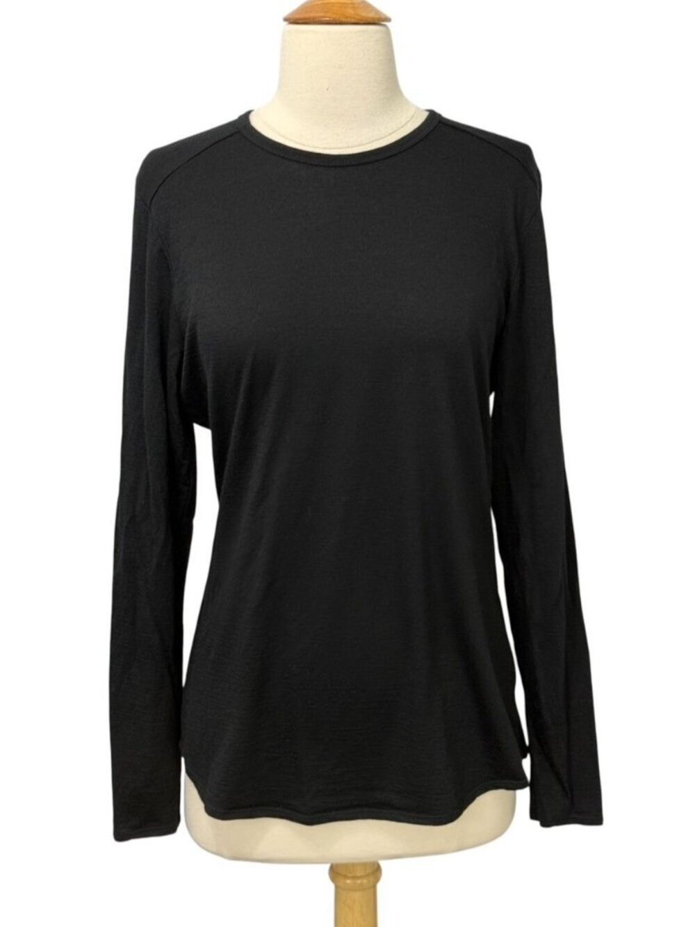 Segments Women's Merino Wool Top Black Long Sleeve Round Neck Base Layer Size M